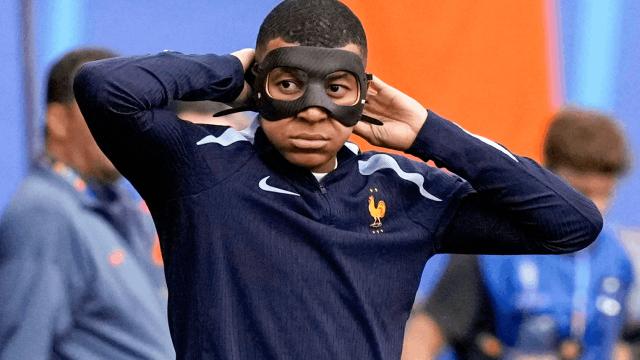 1719020198028025650.png mbappe 3.png