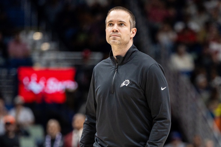 12月6日至今第三节失分榜:太阳26.1最少 独行侠26.2第2 火箭第4